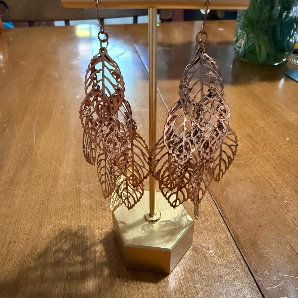 Elegant Gold Leaf Earrings